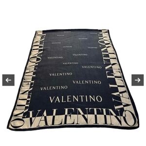 Valentino GARAVANI Monogram Black and Cream LARGE CASHMERE SCARF